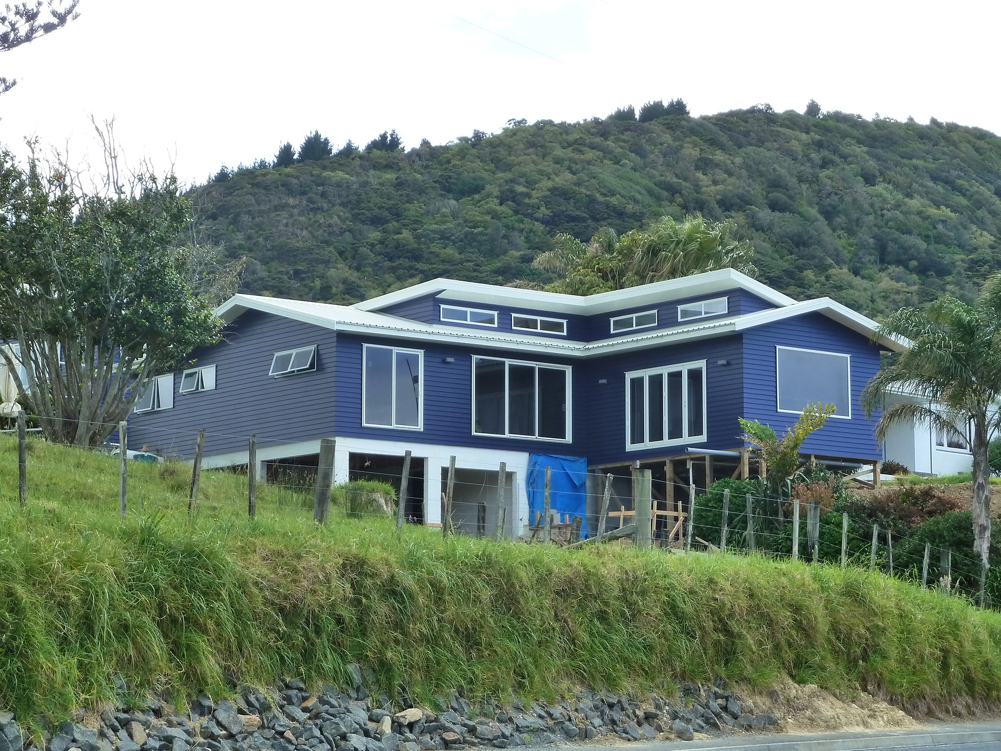 Taurikura Bay House